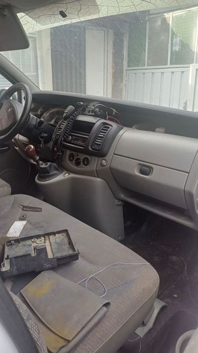 Renault trafic pentru piese