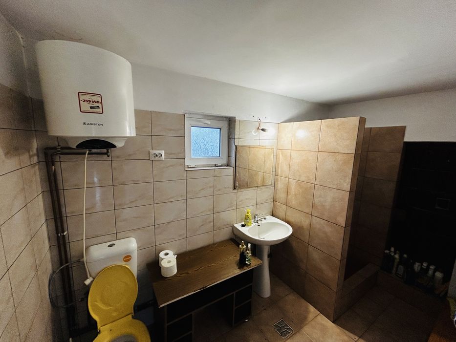 Casă Roșiile/Valcea inchiriere/vanzare