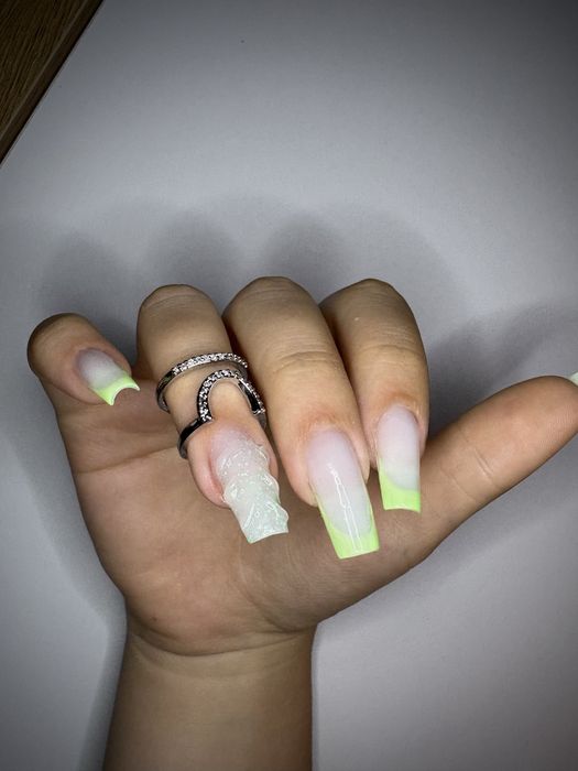 Unghii cu gel Craiova