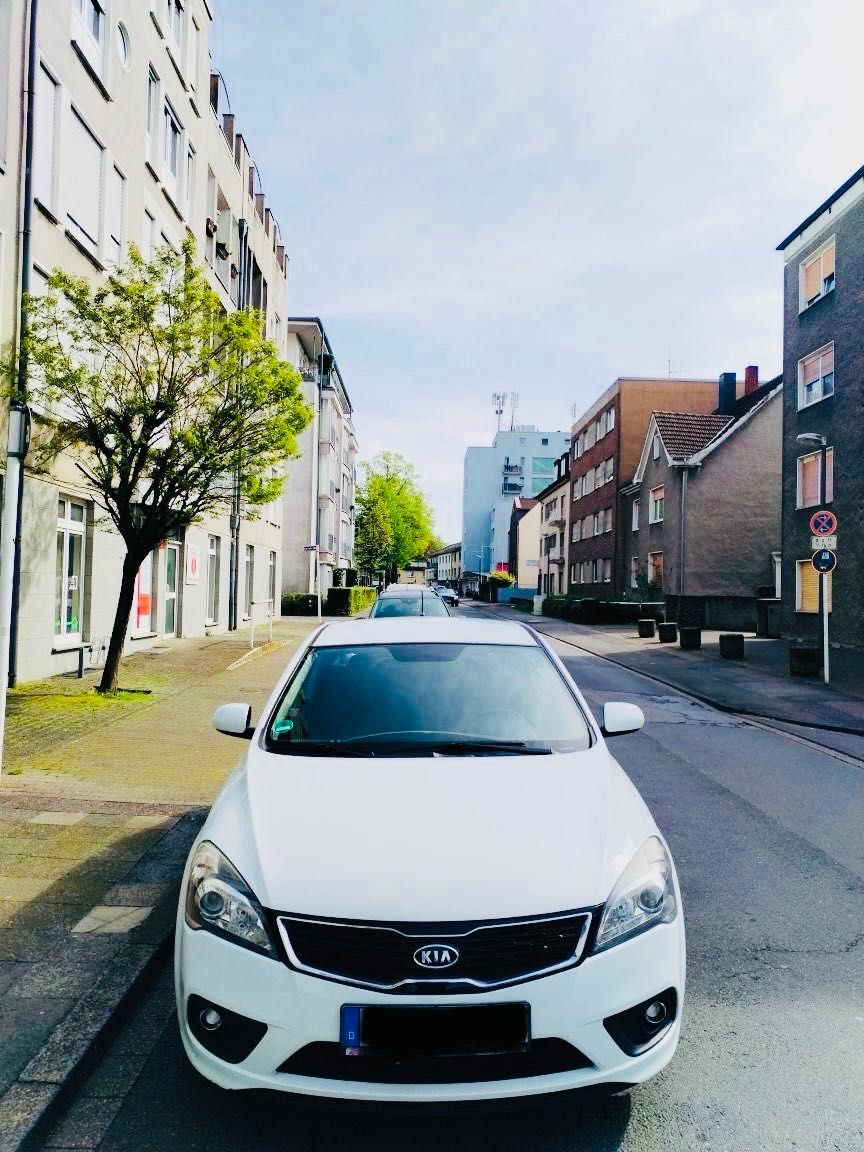 Vând Kia Ceed 16v