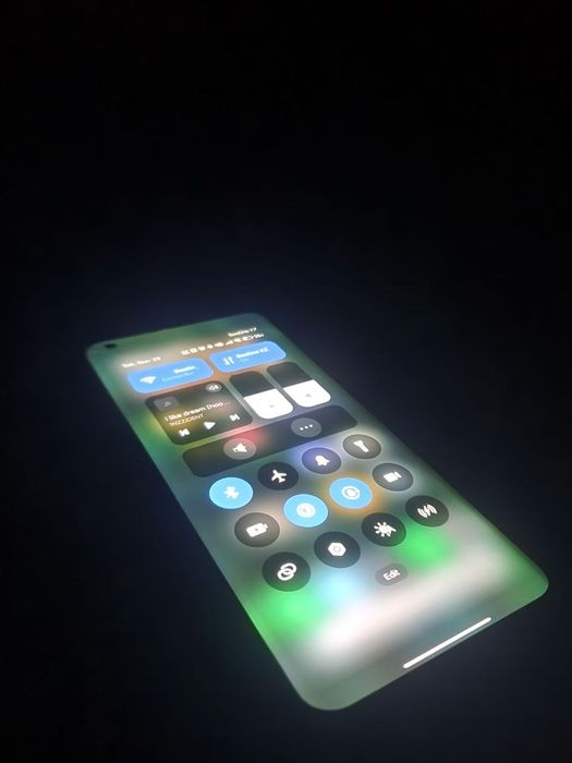 продам или обменяю Xiaomi mi 10 ultra