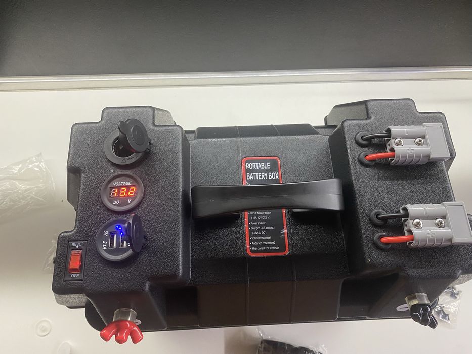 Преносима LiFePO4 Power Station 12.8V 100Ah + Smart Battery Box