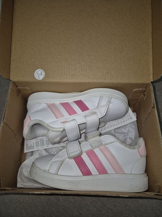 Детски маратонки Adidas 25 номер