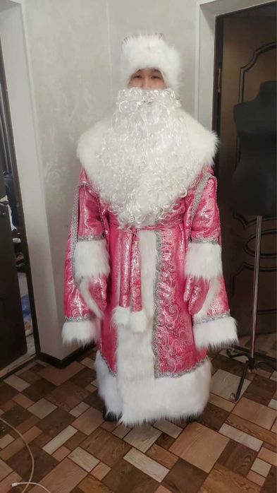 Прокат костюма Дед Мороза и Снегурочки