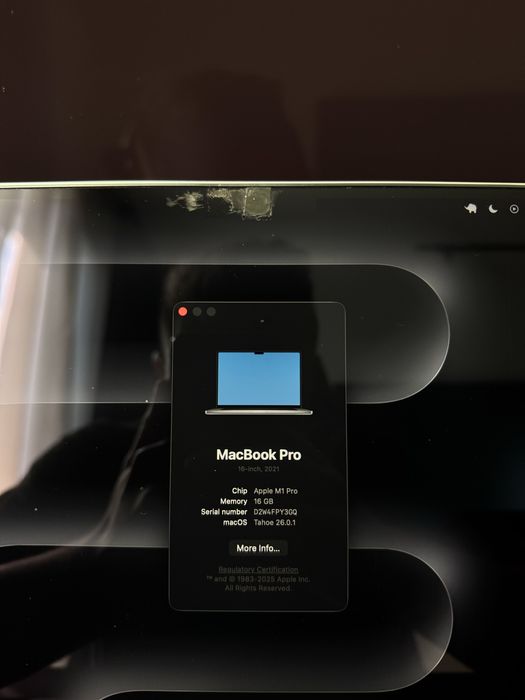 Macbook Pro 16" M1 Pro 16GB RAM, 512GB