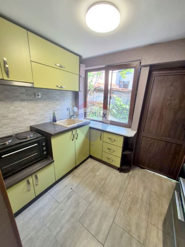 Дава се под наем Къща в Варна, Колхозен пазар - 70 кв.м за 408 € - Снимка #10
