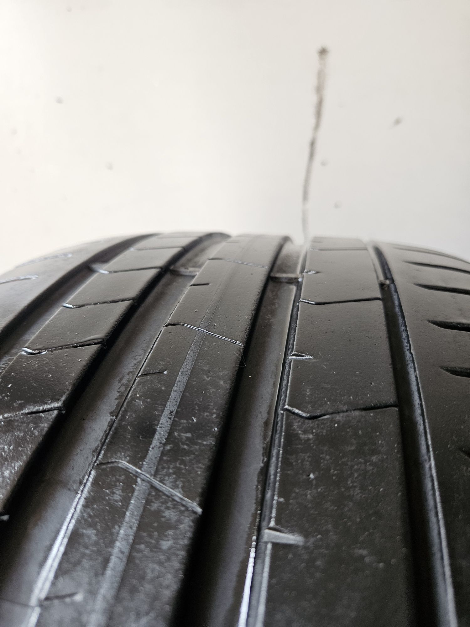 Anvelope de vara Pirelli Pzero 255 35 R21