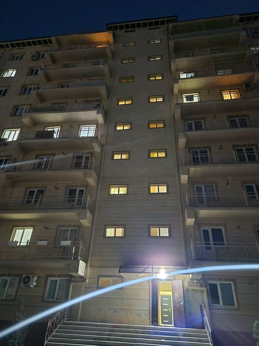 Arenda kvartira 2 xona, sharoitlari bor, bu eski rasmlar