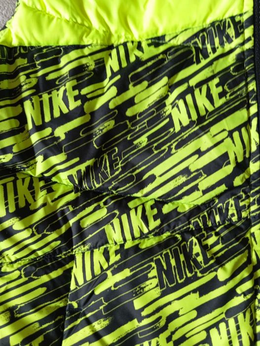 Vestă pentru femei ,Nike 550, marimea XS