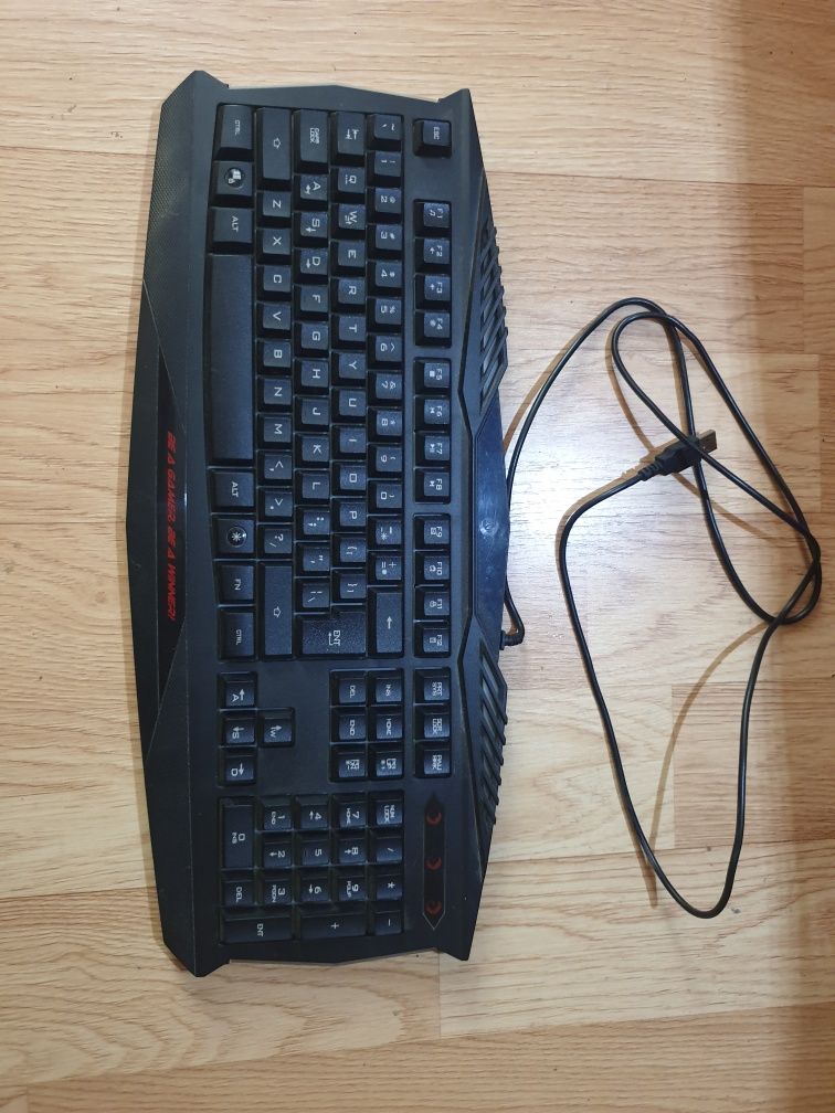 Tastatura de gaming jizz gx11 impecabila
