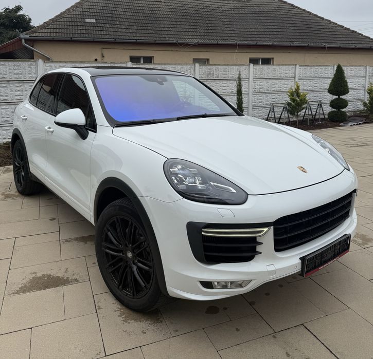 Porsche Cayenne Facelift 3.0 Diesel Chrono Pano Suspensie Full Led