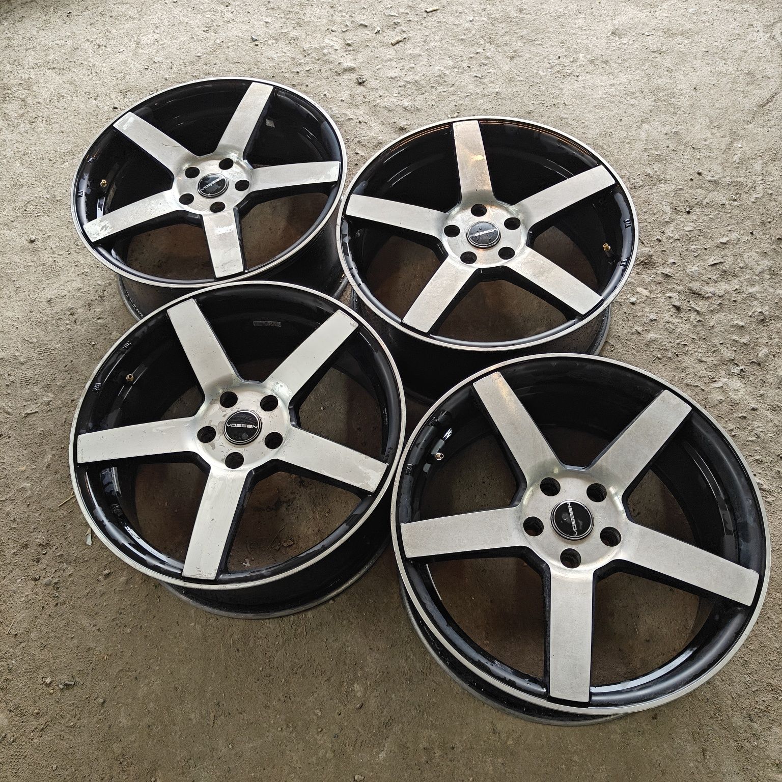 R19 PCD 5* 114,3 Комплект легкосплавных дисков