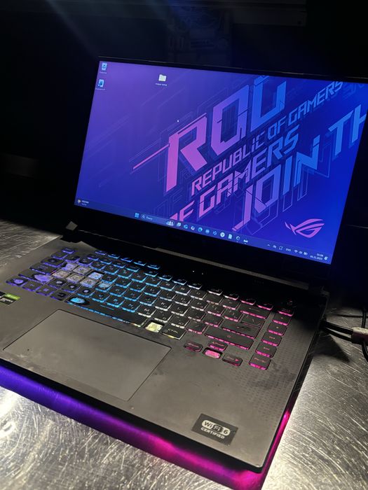 Мощный Asus Rog Strix G15