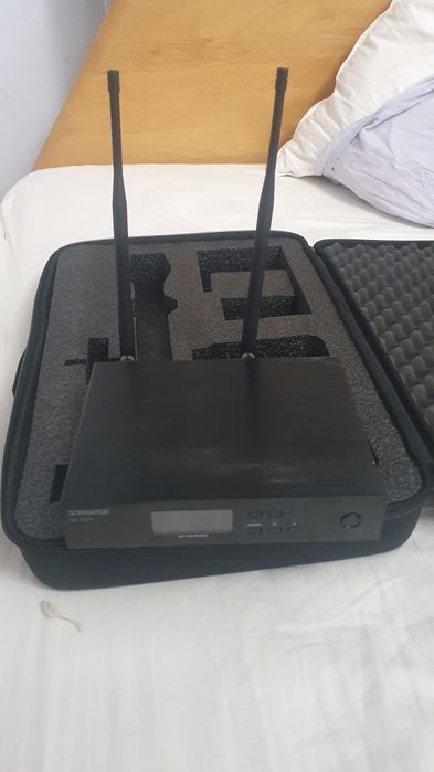 Vand/ schimb cu samsung microfon schure qlxd4 beta 87