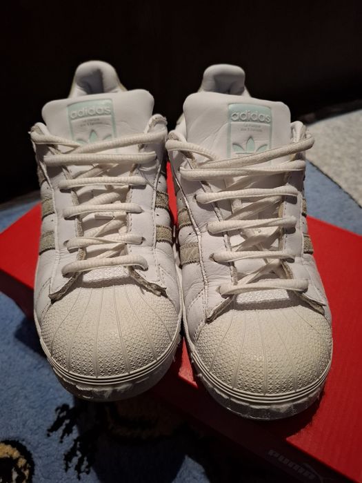 Adidasi   Adidas