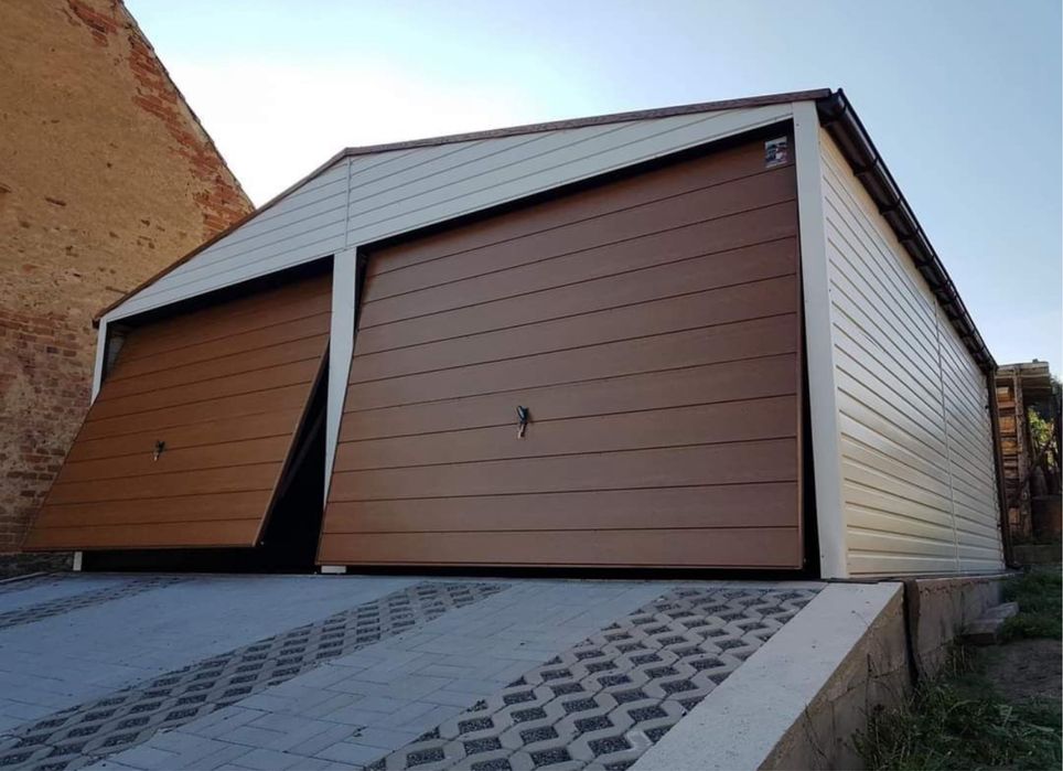 Garaje auto si casute de gradina