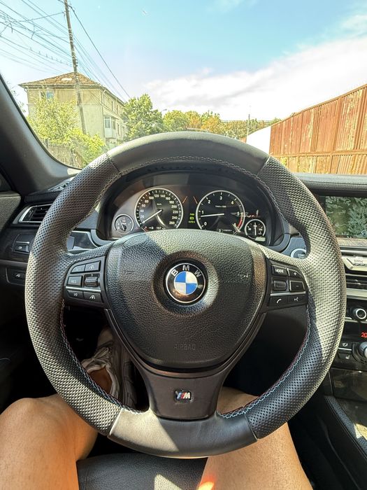 Vand volan BMW M reconditionat impecabil !