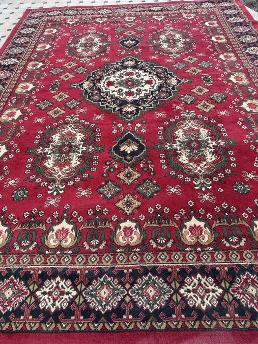 Gilam Sotiladi    3×4 srochna