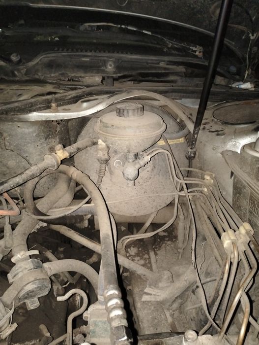 Вакуум Ауди 100 с4