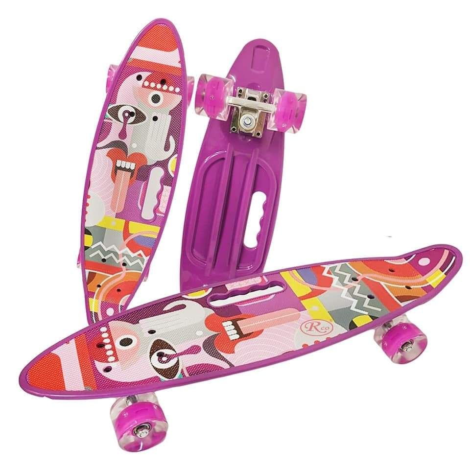 Skateboard pentru fete cu roti din silicon si lumini