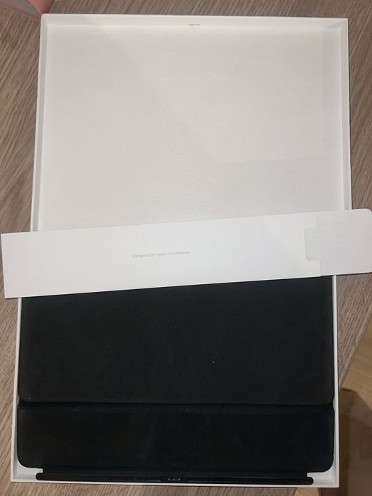 Husa si Tastatura apple smart keyboard