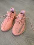 Vând yeezy 350 roz