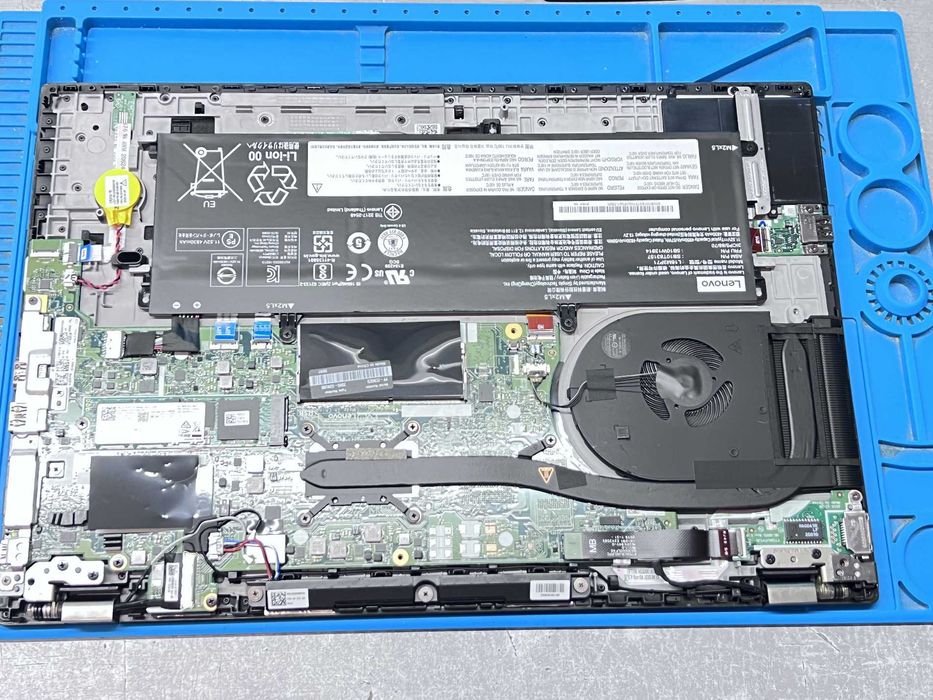 Lenovo ThinkPad T590 15.6" 16GB 260GB/ Гаранция / Отлично състояние