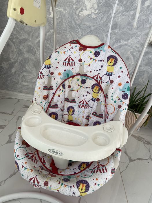 Качели-Люлька GRACO. В хорошем состоянии для детей от 2 недель до 2год