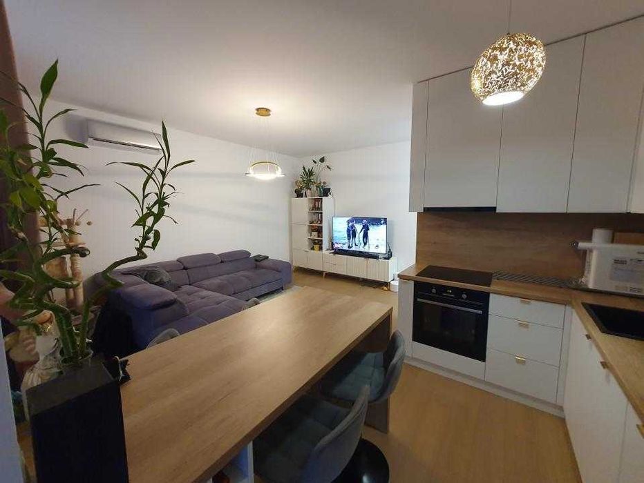 Apartament de închiriat – disponibil din Nov zona Jandarmeriei The Ivy