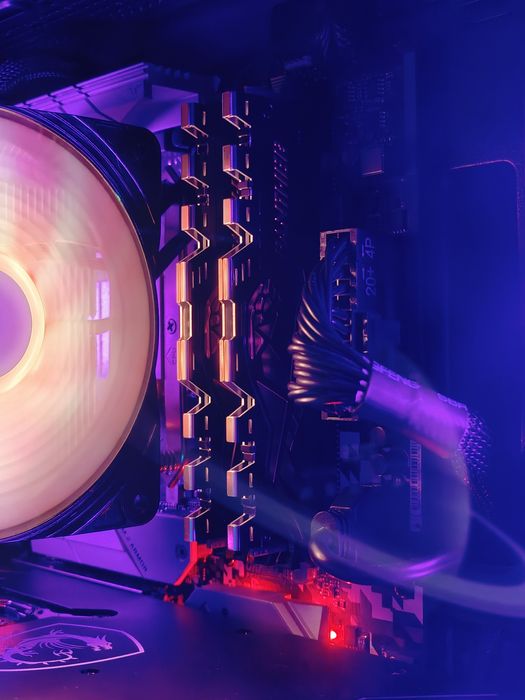 Оперативная память DDR4 3200 Mhz Apacer Panther Gold