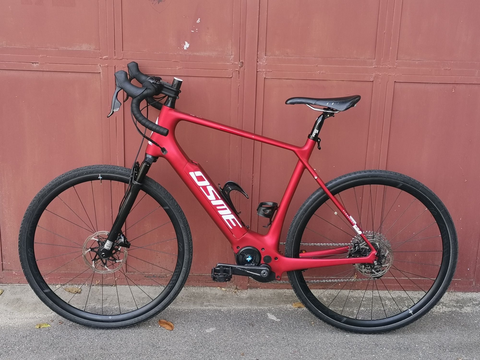 Gravel full carbon 2022 eBike transmisie SRAM AXS Etap electronica