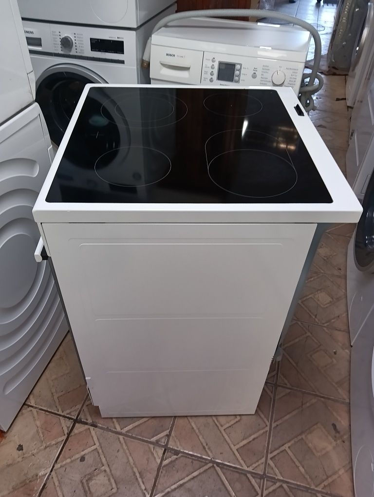 Свободно стояща печка с керамичен плот АЕГ Aeg    2 години Гаранция!