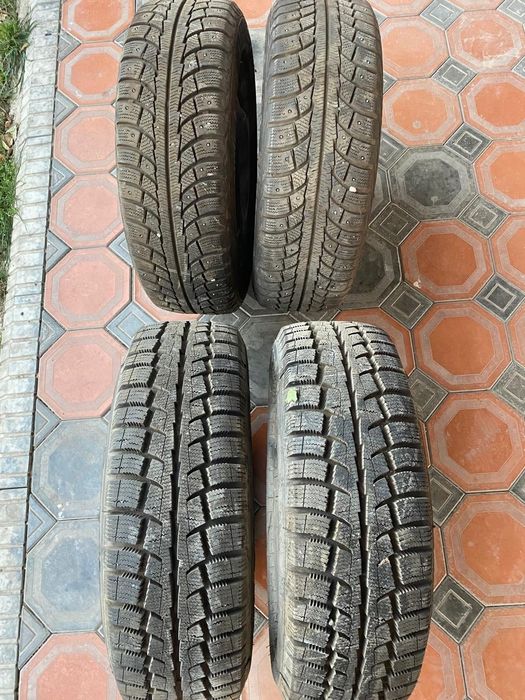 Комплектация зимних шин R15