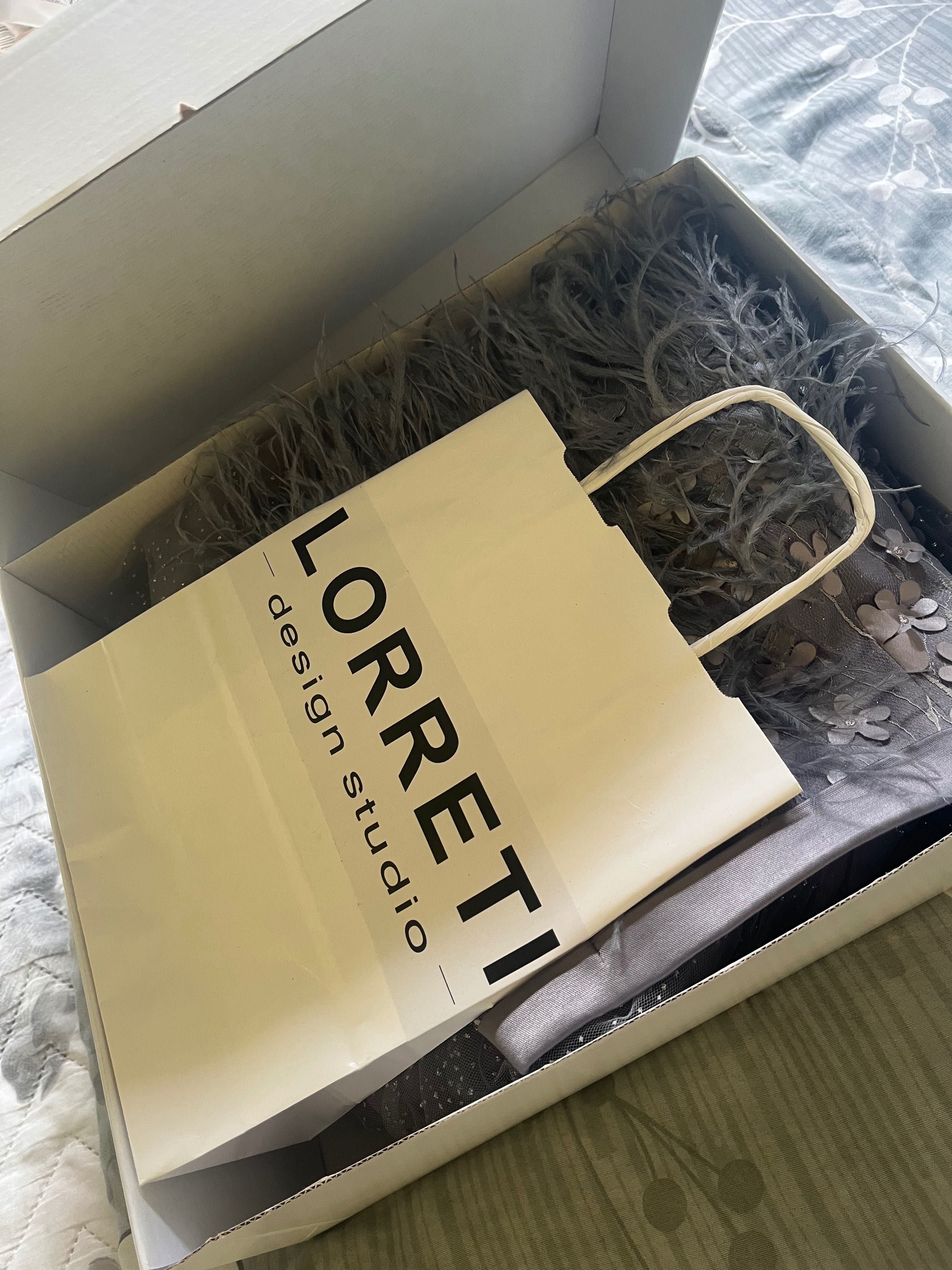 Рокля Lorreti, S размер + Аксесоари