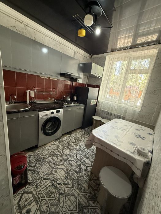 Продается 1 ком квартира  1 этаж район телеграф