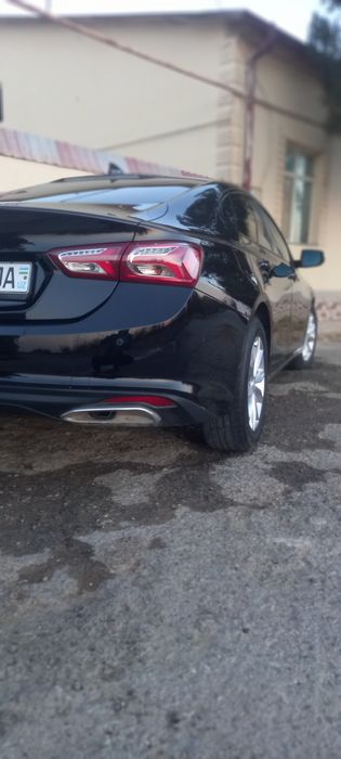 Bir qo'l minilgan toza malibu xl naxt pulga sotiladi