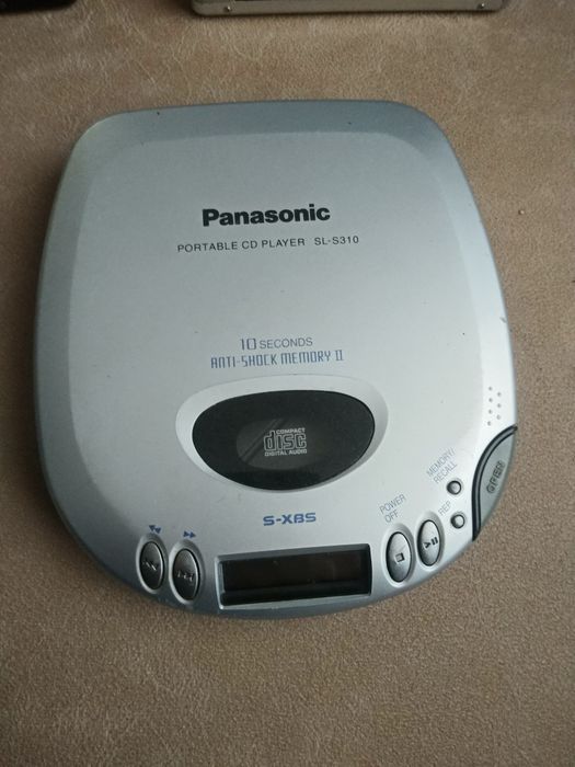 Radio casetofon SANYO