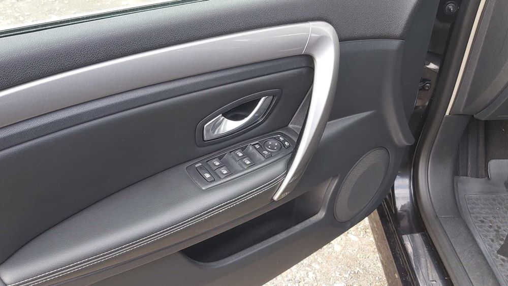 Renault Laguna 2.0 Diesel 150 CP