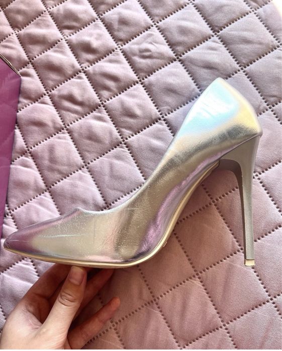 Pantofi stiletto argintii