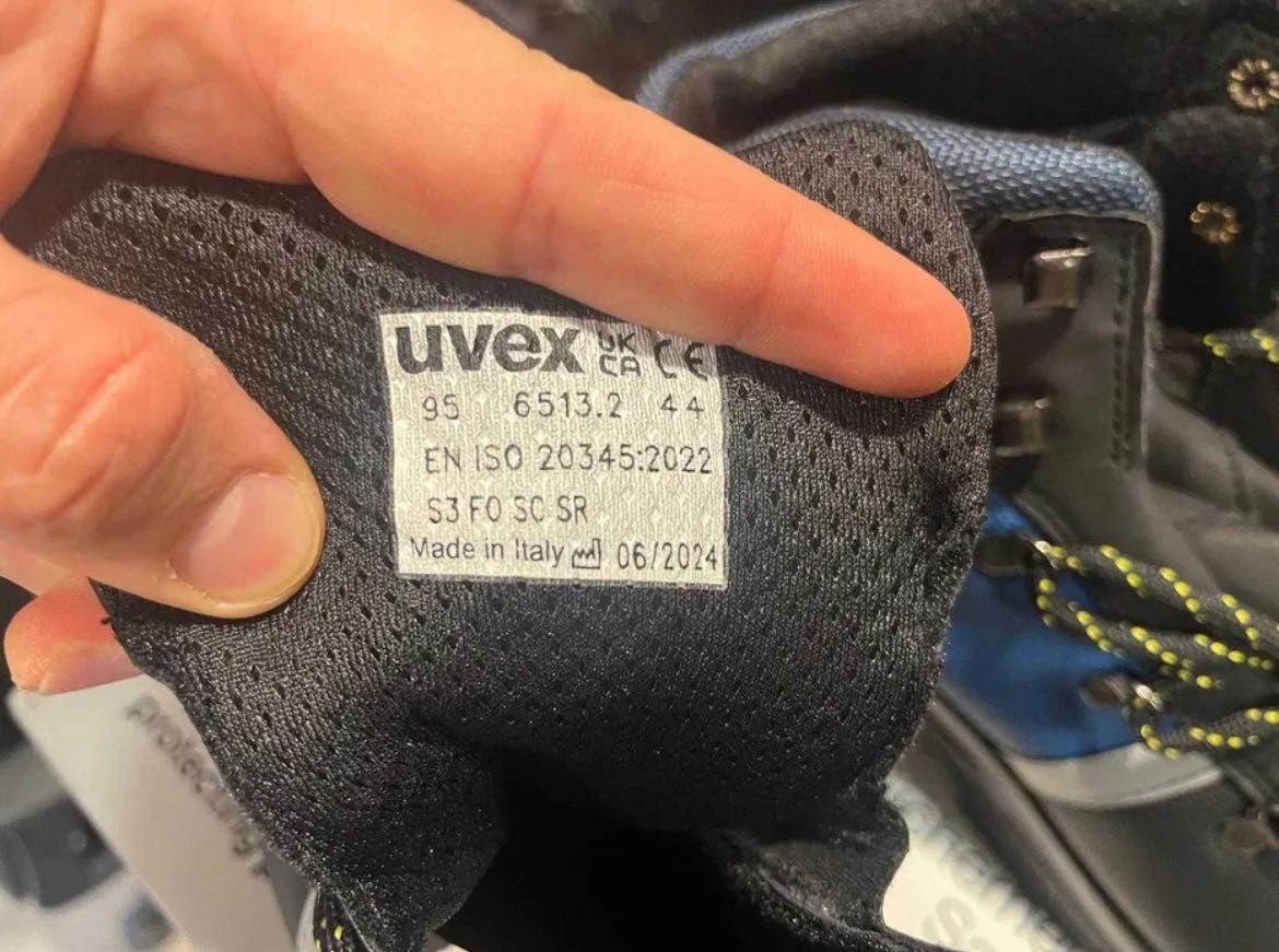 Vând bocanci de protecție, 44, uvex S3 SRC 6513.2