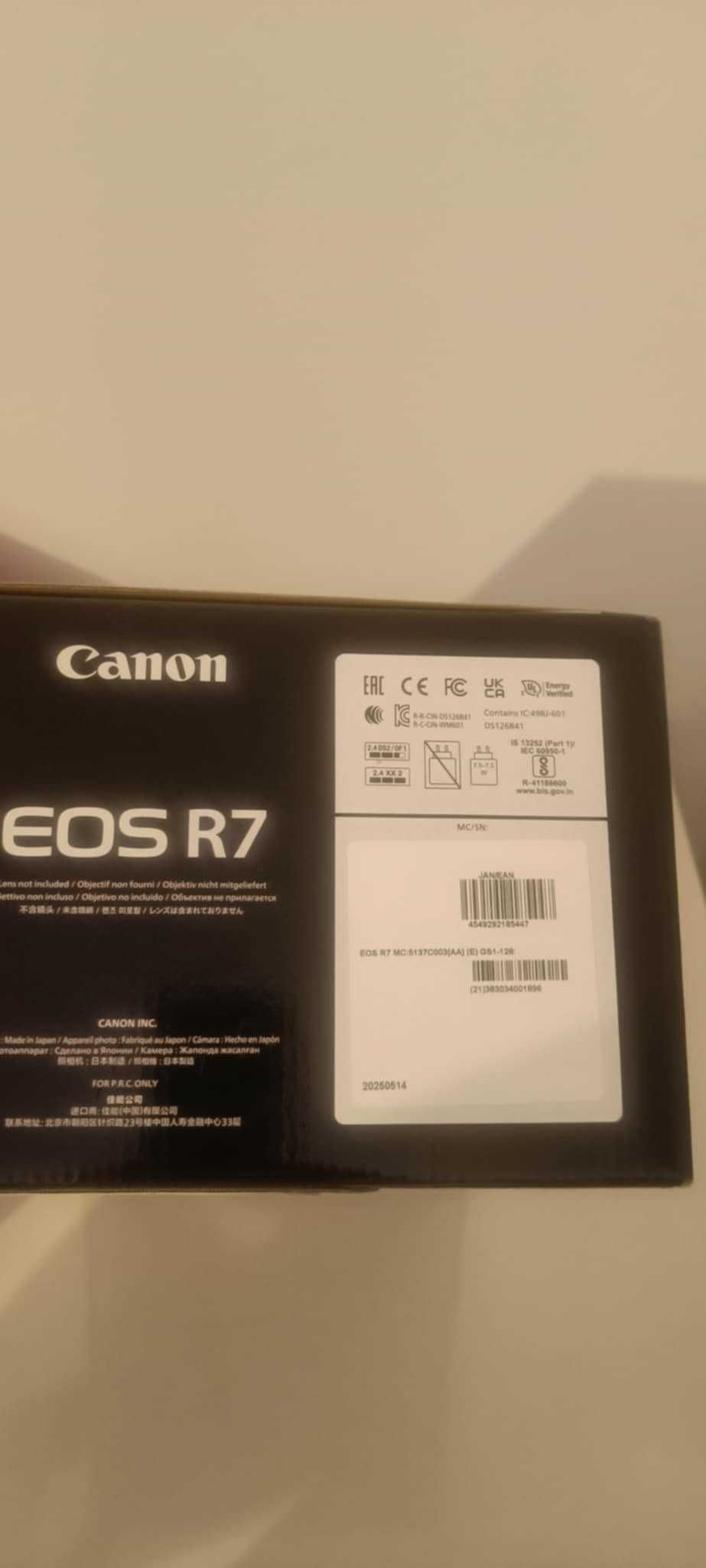 Фотоапарат Мirrorless Canon EOS R7, Body, 32,5 MP, Черен