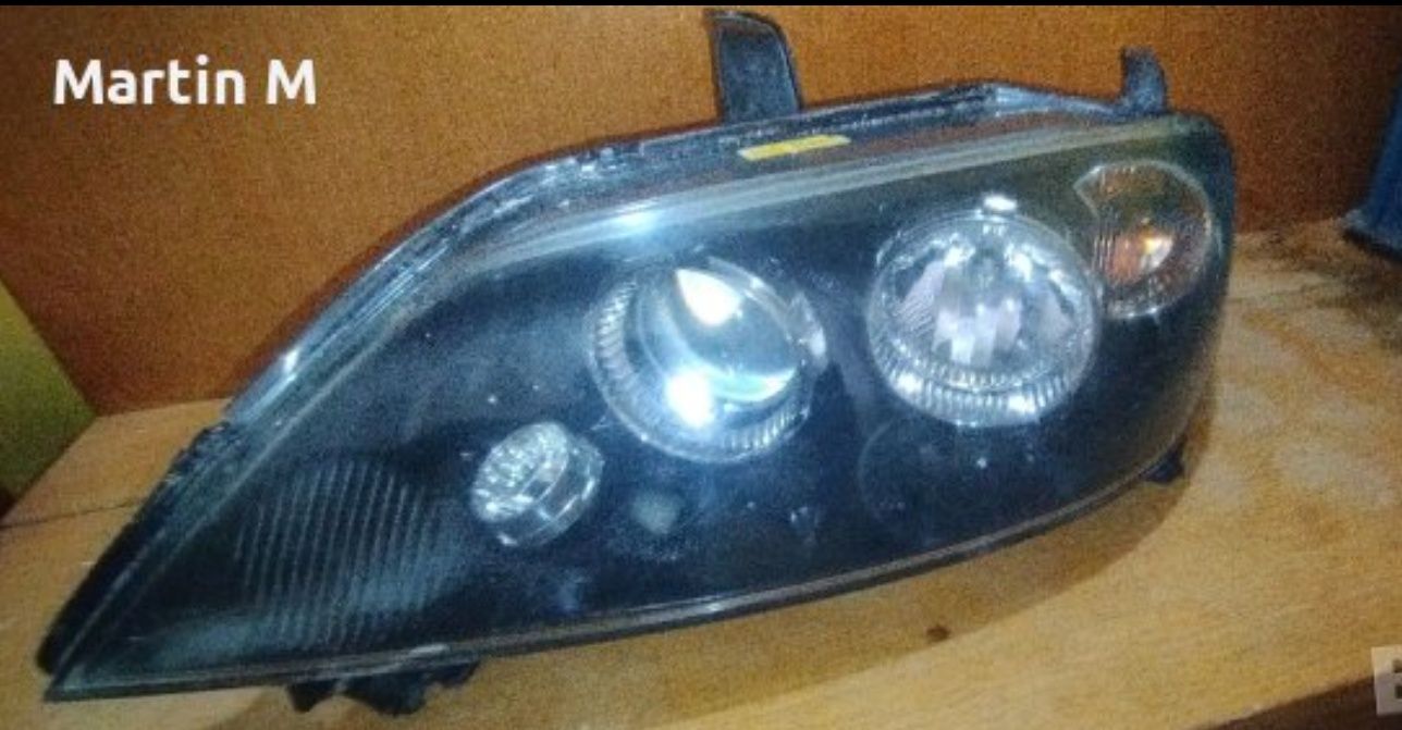 Десен фар за Mazda 2