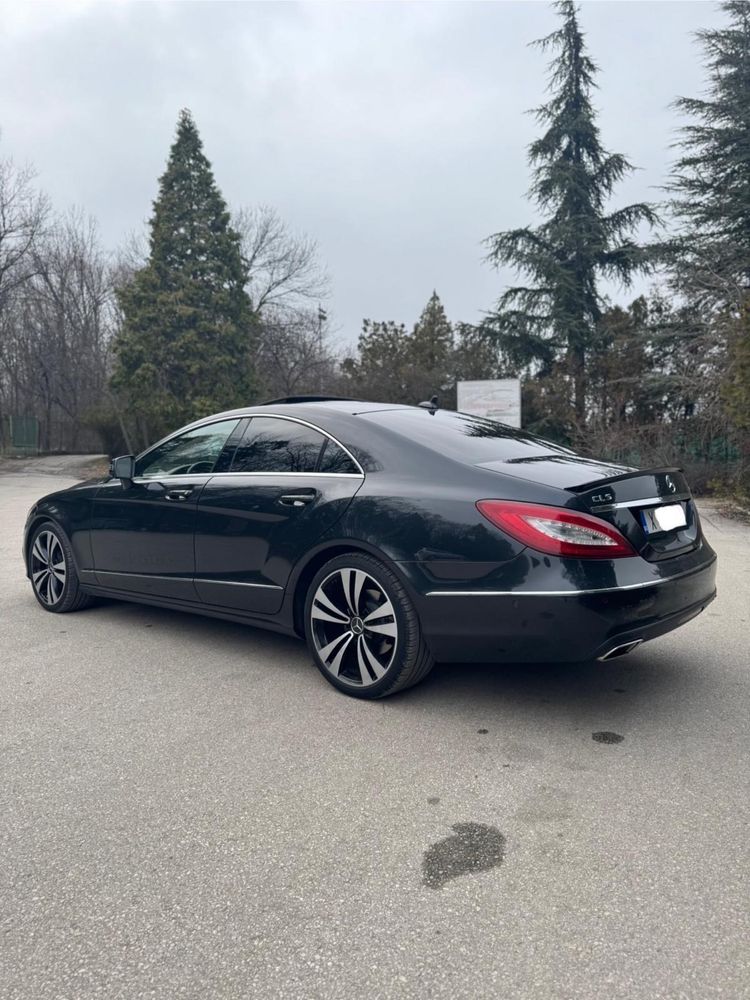 Mercedes-benz CLS 220 9G FULL LED ACTIVE SOUND