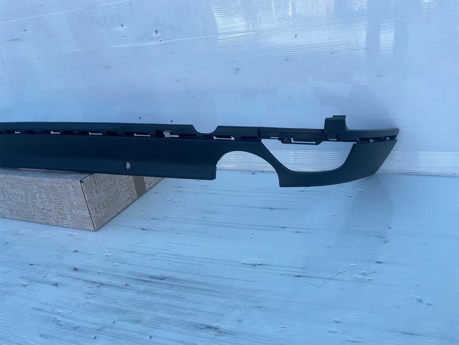 Spoiler inferior bara spate Renault Laguna 3 nou original Renault