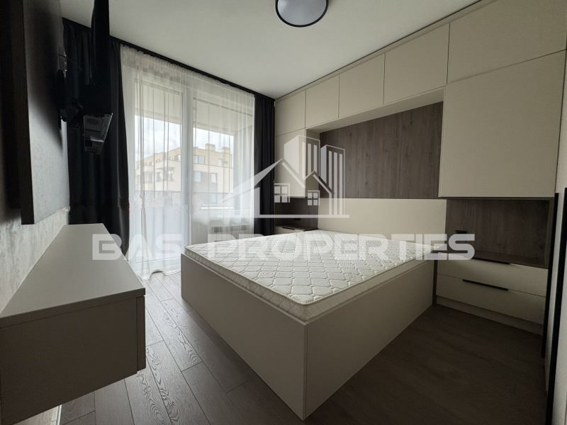 Продава се Двустаен апартамент в София, Малинова долина - 63 кв.м за 3493 €/кв.м - Снимка #8