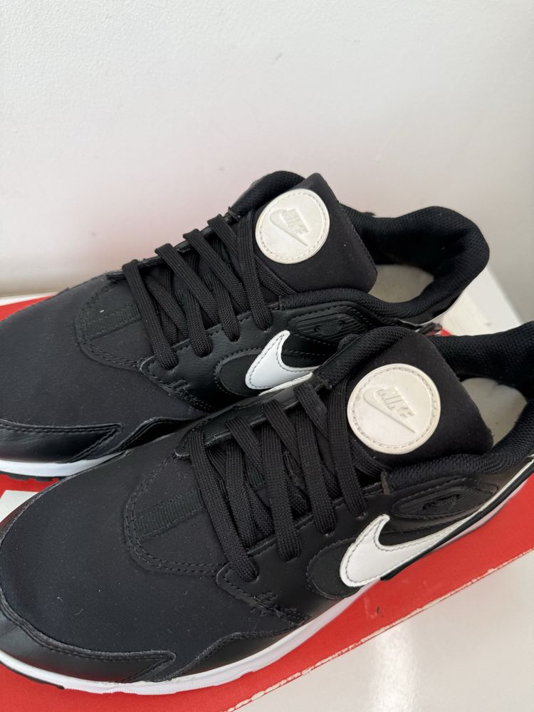 Nike LD Victory ”White Black” (42) Маратонки