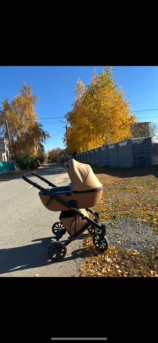 Продам коляску Anex e-type карамель