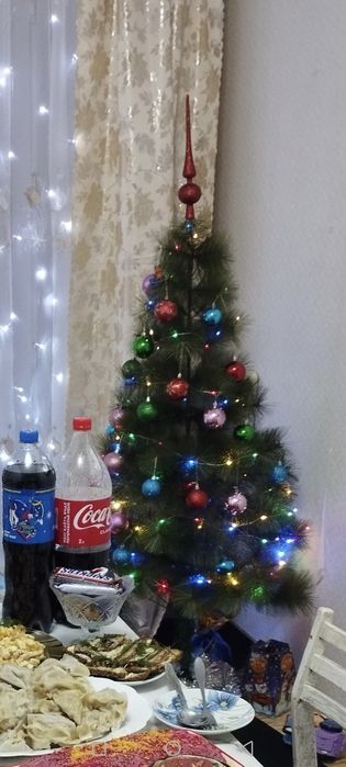 Продам искусственную ёлку, высотой 150 см