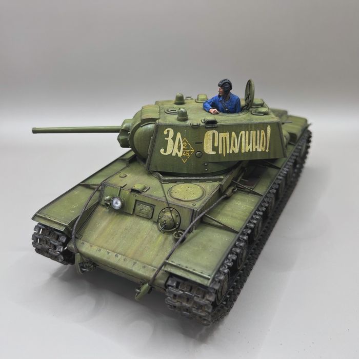 Готовая модель танка КВ-1. Tamiya 1/35.
