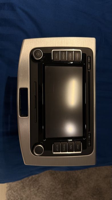 Navigație originală Volkswagen Passat B7